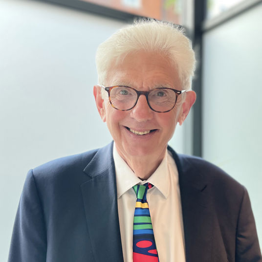 Ric Piper > Leadership > About us > Gleeds